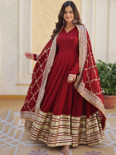 Noor Mehrunisa Embroidered Floor-Length Anarkali Suit Set