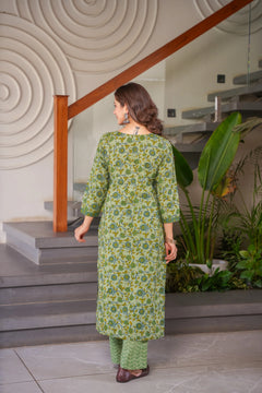 Seema Cotton Straight Suit Set- By Reet Lifestyle