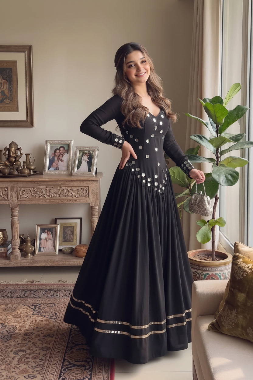 Inaya Black Mirror Anarkali
