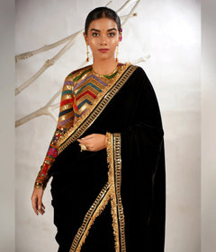 Tassel detailing saree