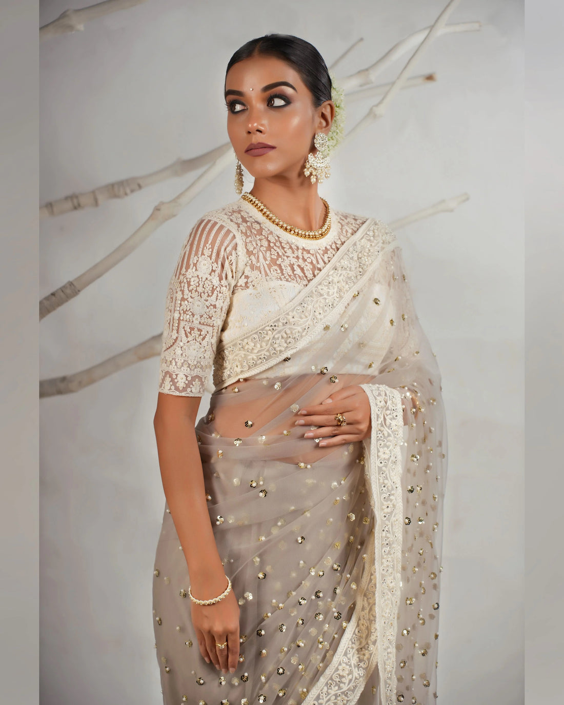 Net fabric blouse
