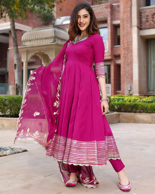 Amara Gota Patti Anarkali Set
