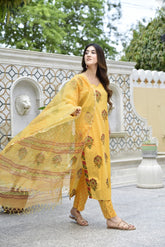 Bright Yellow Straight Suit Set (Without Dupatta)- By Reet Lifestyle