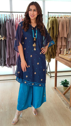 Noor-e-Rang Banarasi Jamdani Kaftan Set with Camisole & Neckpiece