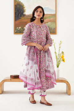 Noor Gulabi Anarkali Set