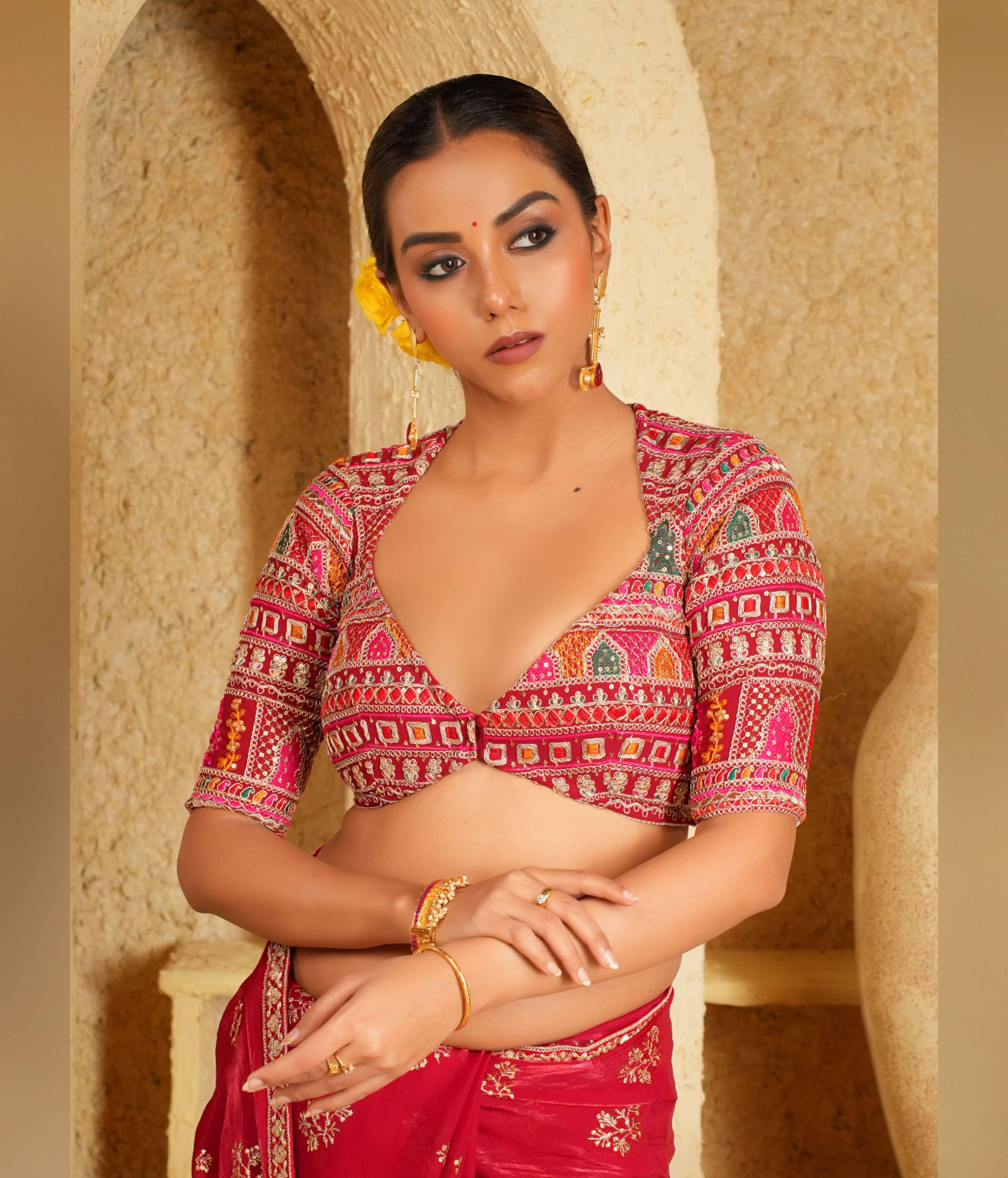 Multicolored embroidery blouse