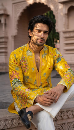 Sunehri Gulshan Embroidered Men’s Silk Kurta