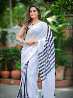 Drama Queen white and black (Pure Mul Cotton Saree)