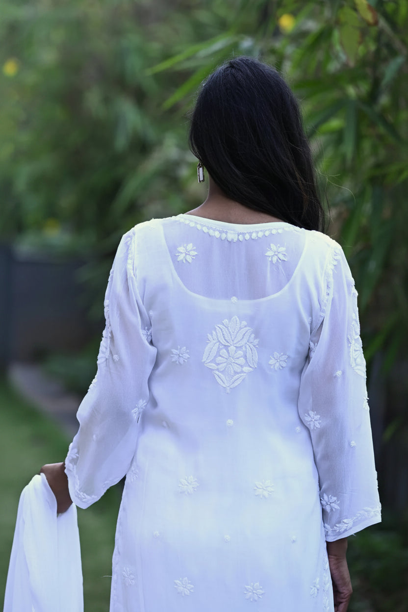 Noor Neelkamal Pure Viscose Chikankari 3D Kurta Set