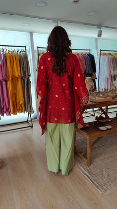 Noor-e-Rang Banarasi Jamdani Kaftan Set with Camisole & Neckpiece