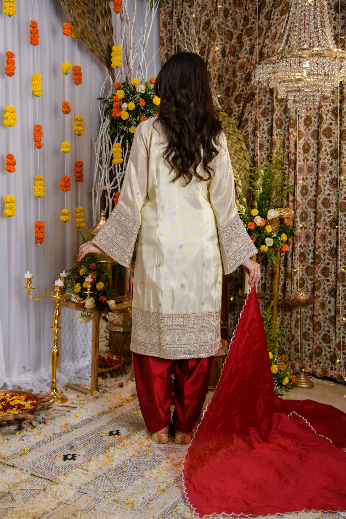 Beige And Red Tissue Kurta Set- By Reet Lifestyle