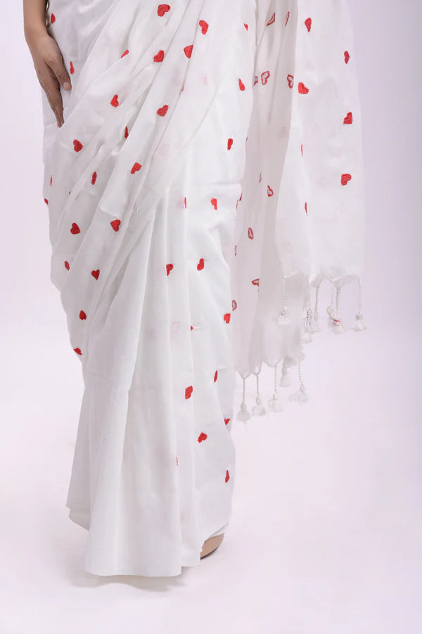 White Love Mulmul Cotton Saree- By Reet Lifestyle