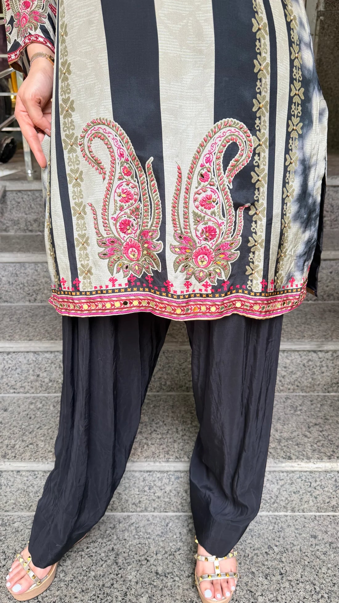 Cream & Black Printed Farshi Suit Set with Statement Dupatta
