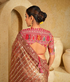 Luxurious blouse for special occasions