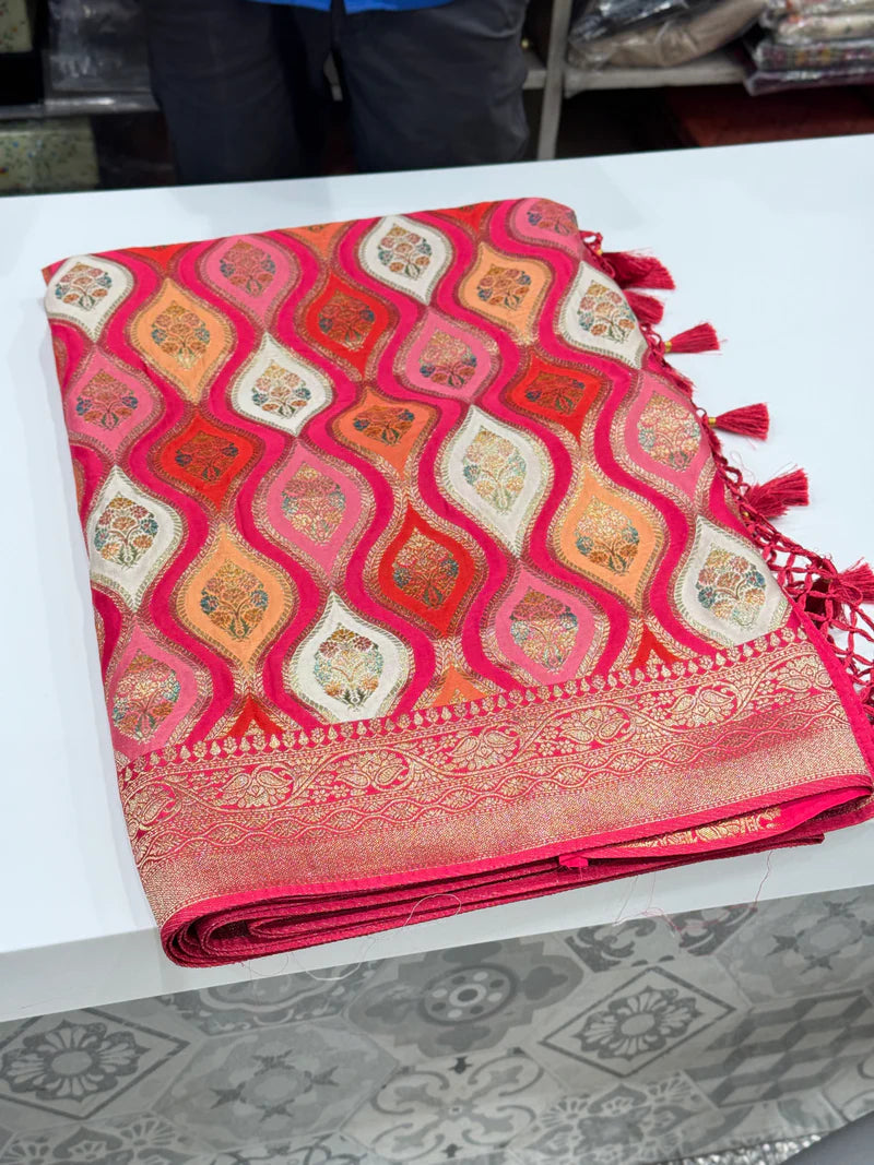 Moti White Rani Banarasi Modal Rangkat Saree