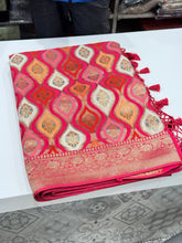 Moti White Rani Banarasi Modal Rangkat Saree