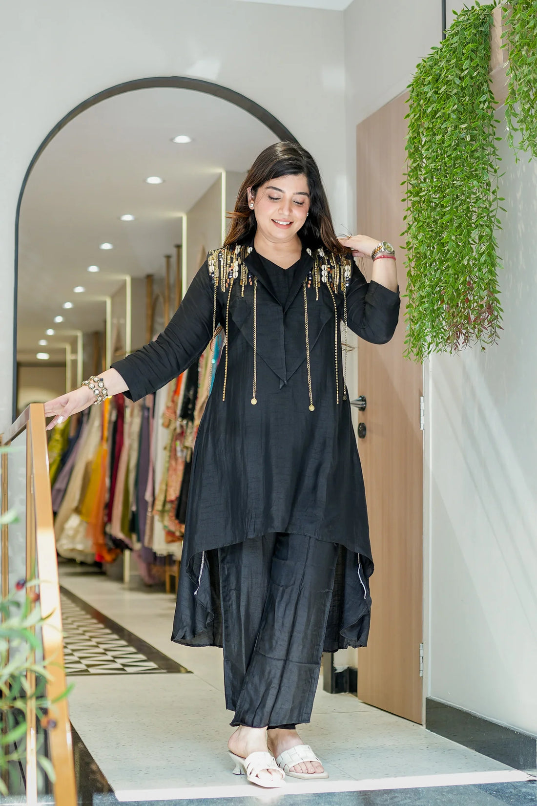 Vriha Embroidered Dola Silk Co-Ord Set