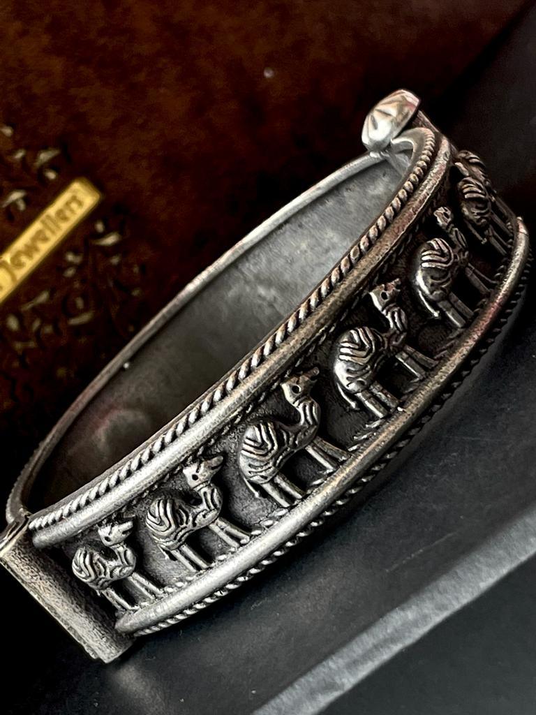 Antique Oxidized Swan Motif Openable Kada