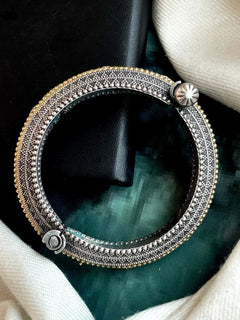 Antique Oxidized Swan Motif Openable Kada