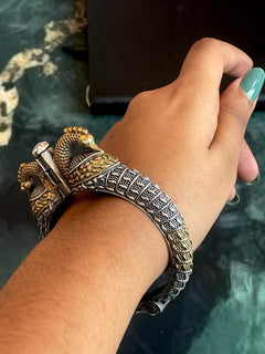 Antique Oxidized Swan Motif Openable Kada