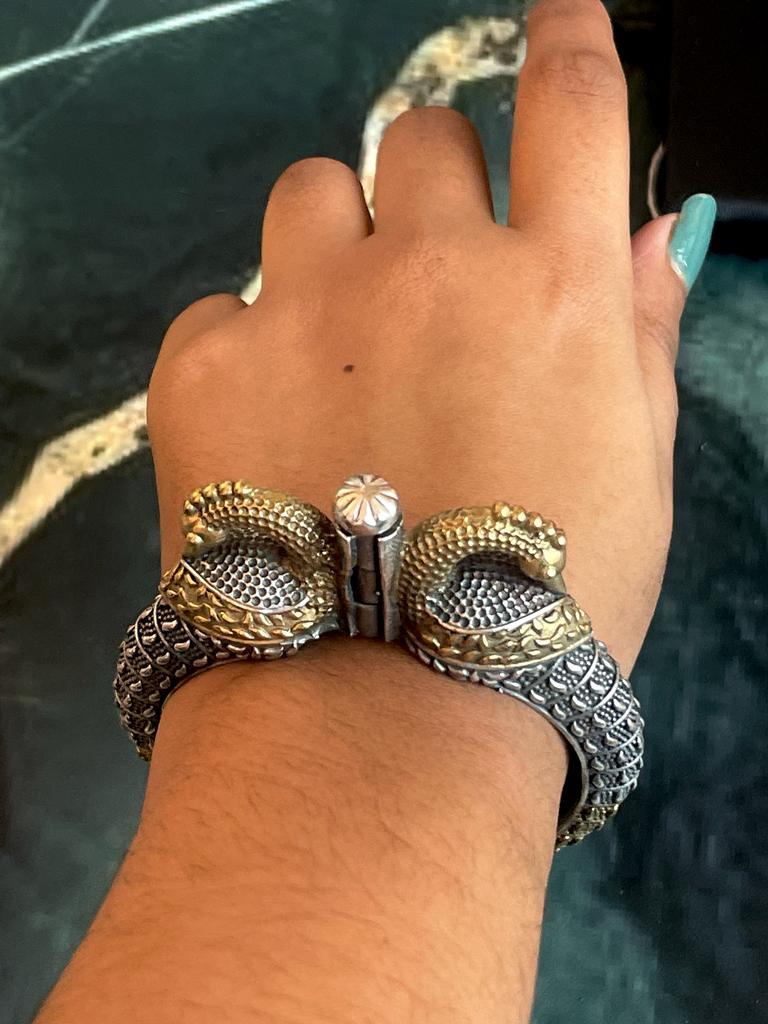 Antique Oxidized Swan Motif Openable Kada