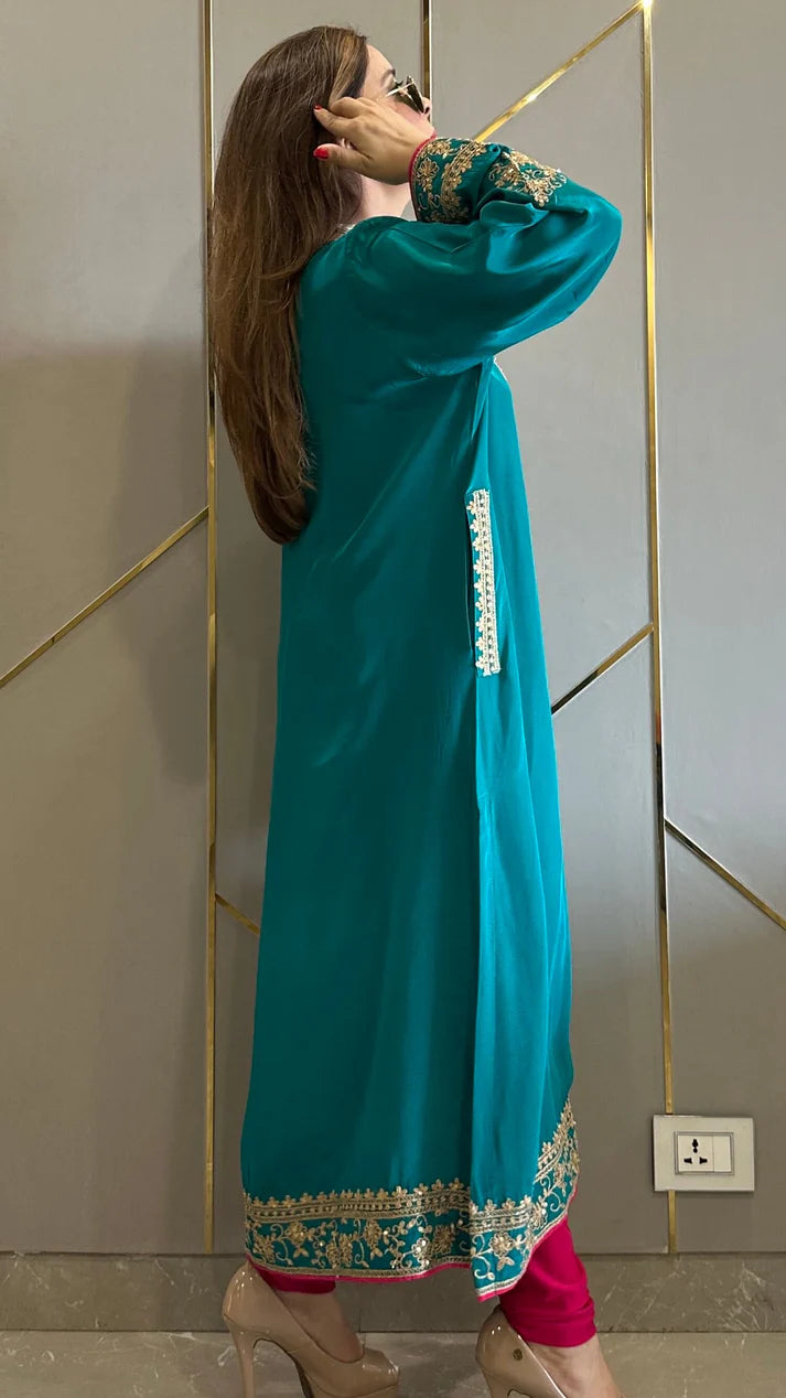 Luxury Crepe Embroidered Phiran Kurta Set with Churidar & Potli