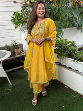 Yellow Mustard Tissue Elegance Kurta Pant Set