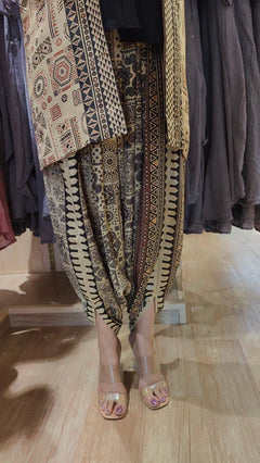 Warli Print Dhoti Set With Shirt And Jacket