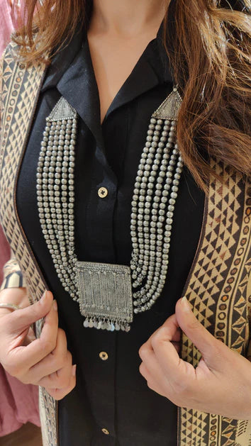 Warli Print Dhoti Set With Shirt And Jacket