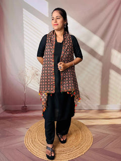 Riwaayat Maroon Handcrafted Cotton Embroidered Shrug
