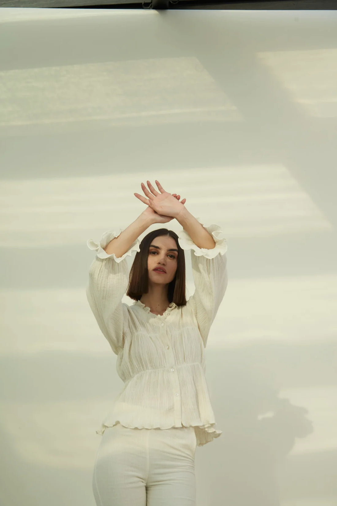 Breathable cotton shirt for women