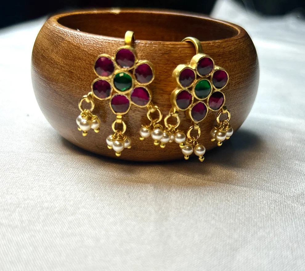 Traditional Maharashtrian Ear Cuff Floral Kundan Bugdi