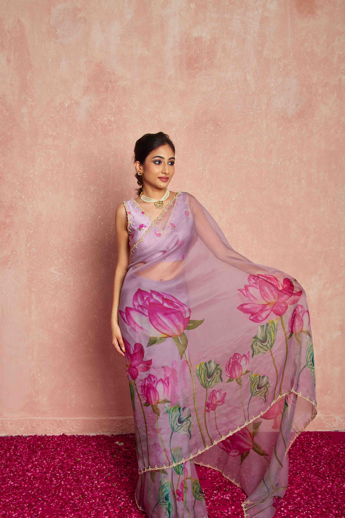 Scallop border saree
