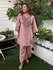 Blush Pink Tissue Scalloped Mirror Set