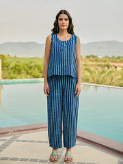 flowy indigo printed women’s outfit