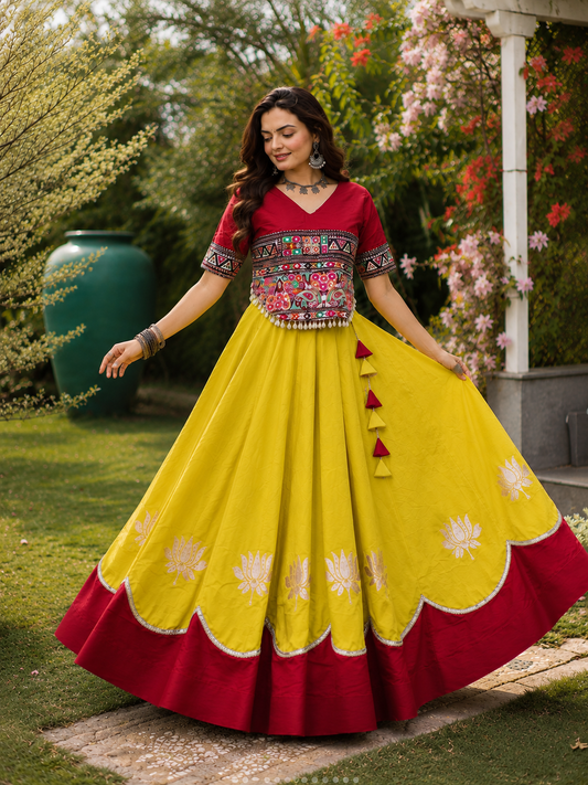 Raas Rang Kutchi Gamthi Navratri Lehenga Set