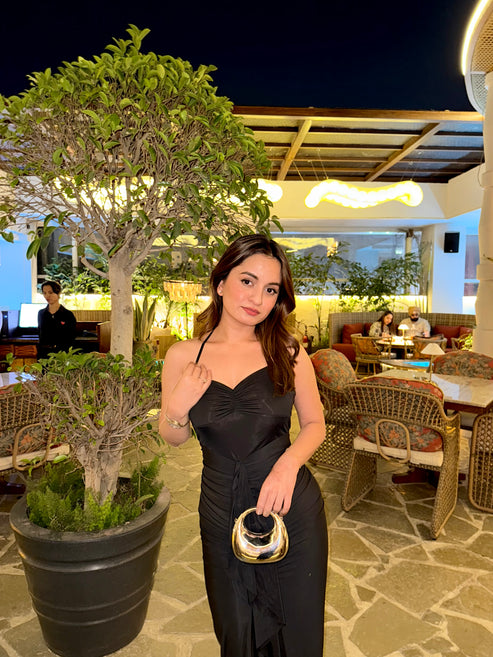 Flattering Black Midi Dress in Light Lycra