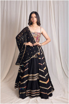 black taam jham set