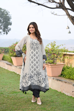 Crepe fabric kurta set
