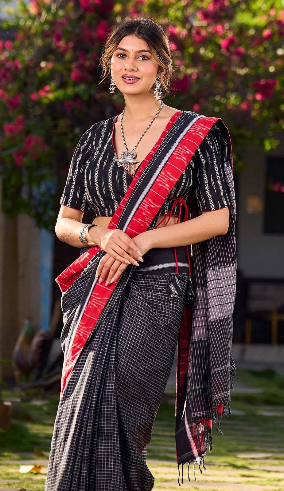 Cotton Checkered Contrasting Red Ikat Border Saree with Blouse