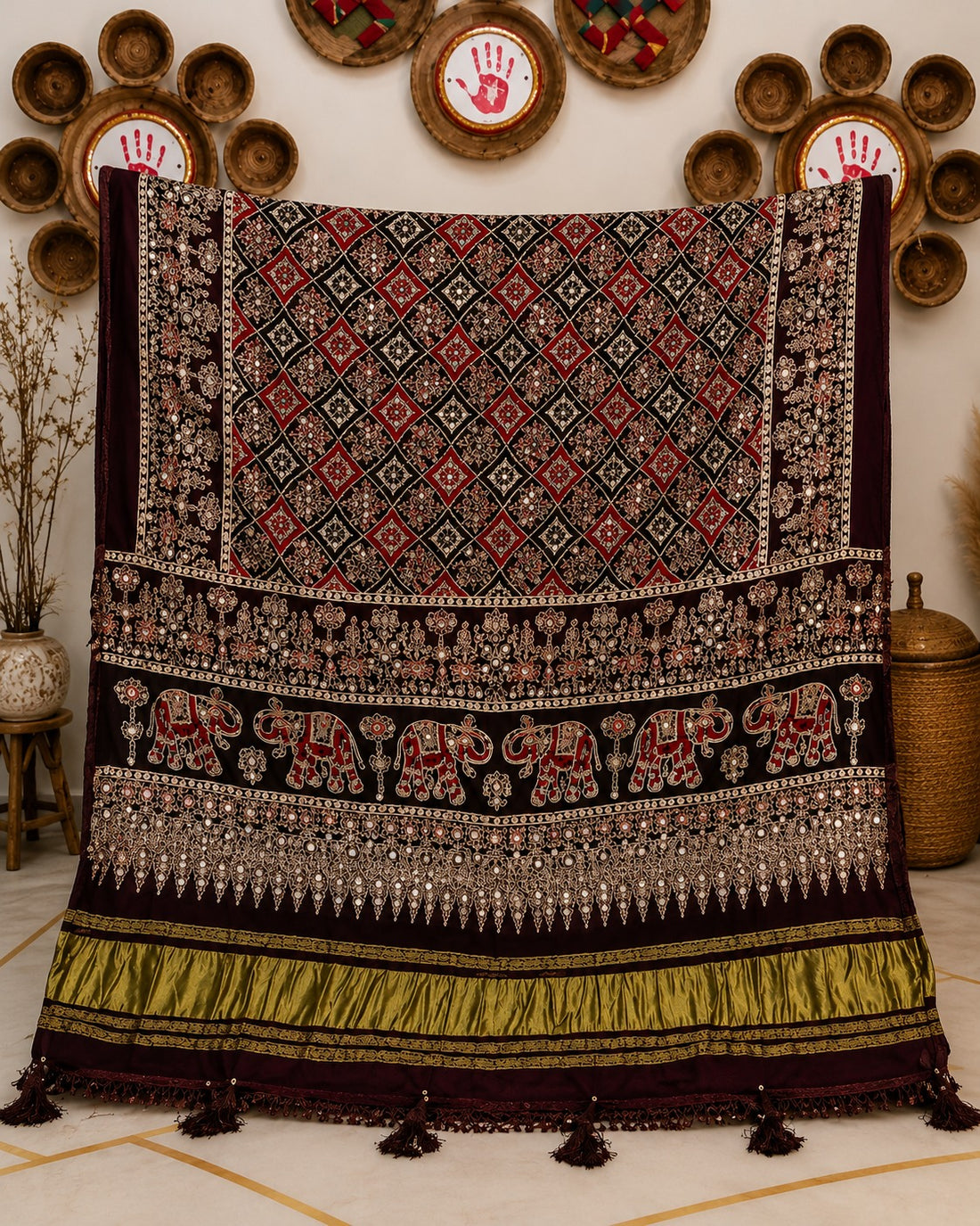 Kaalika Goldline Dupatta