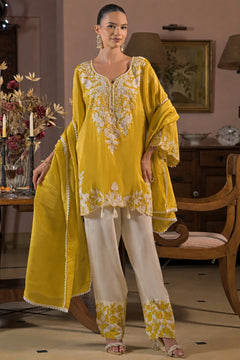 Kashvi Sunehri Embroidered Farshi Set