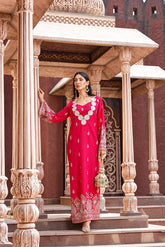 Gulabi Darbar Embroidered Kaftan