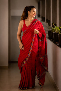 Sindoori Rekha Red Checked Traditional Saree for Women