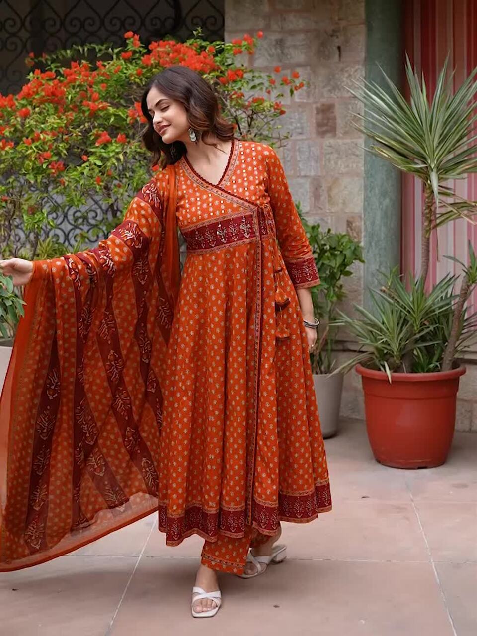 Neel Noor Ethnic Motifs Printed Angrakha Pure Cotton Anarkali Set with Dupatta
