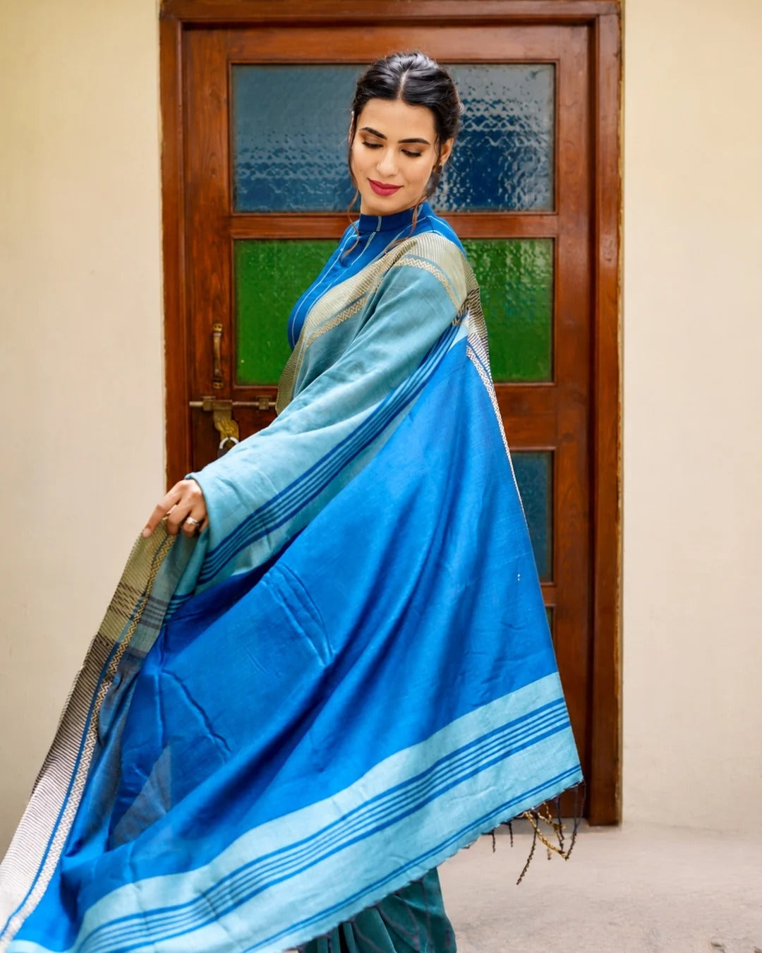 Handloom Cotton Saree with Elegant Contrast Border