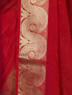 Red Banarasi Handloom Silk Saree with Rich Gold Zari Border & Designer Pallu