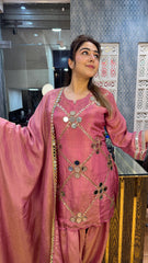 Women’s Elegant Chatkeela Set with Embellishments