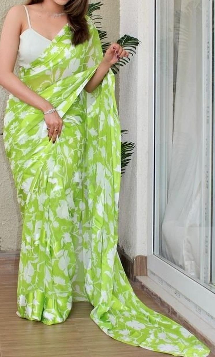 Pure Silk Georgette Floral Print Saree