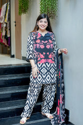 Crepe Vidhita Floral Printed Suit Set